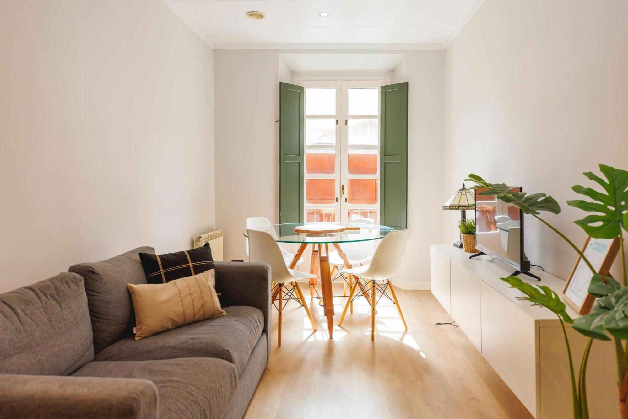 Bravissimo Apartaments Mora 4 Girona Dış mekan fotoğraf