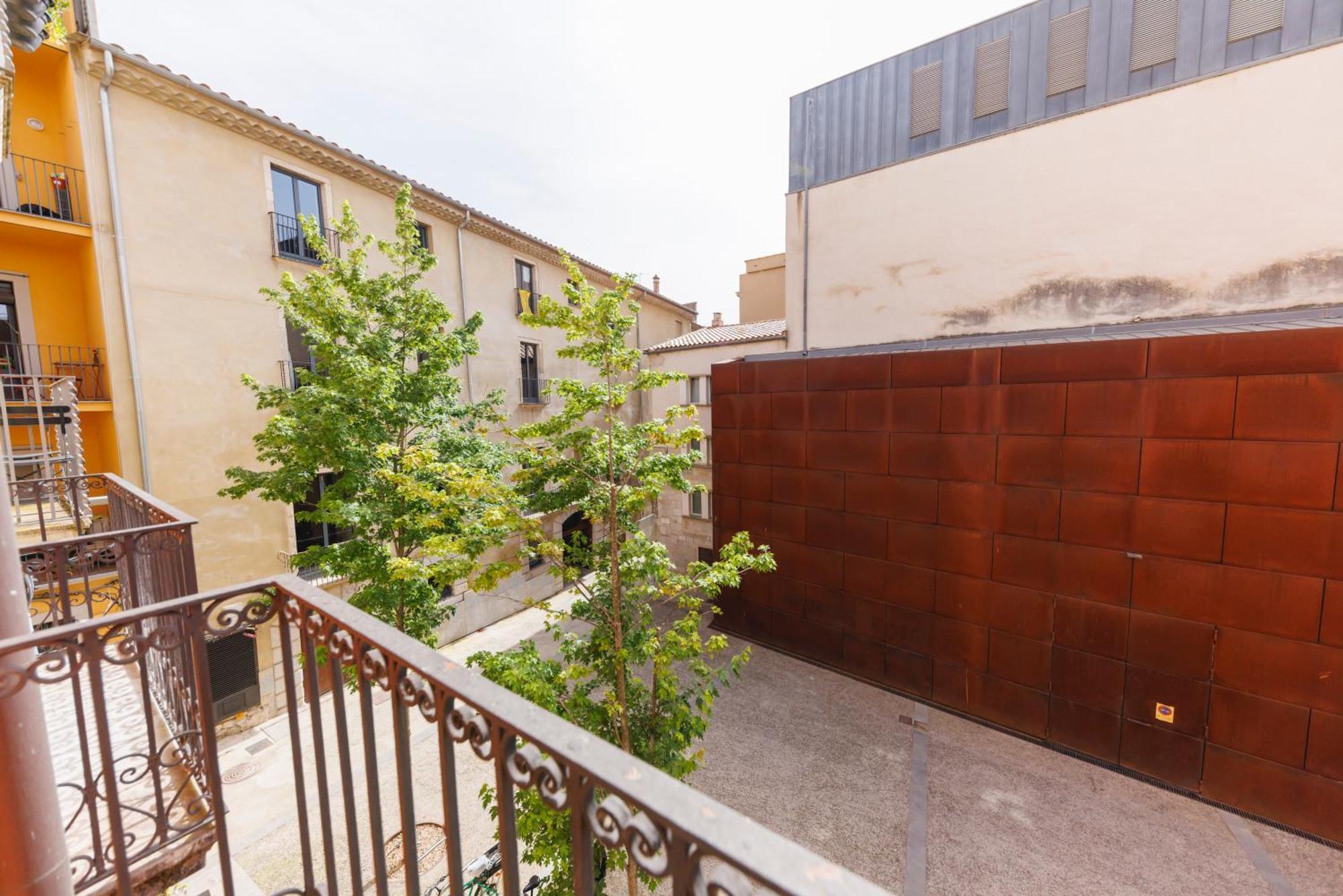 Bravissimo Apartaments Mora 4 Girona Dış mekan fotoğraf