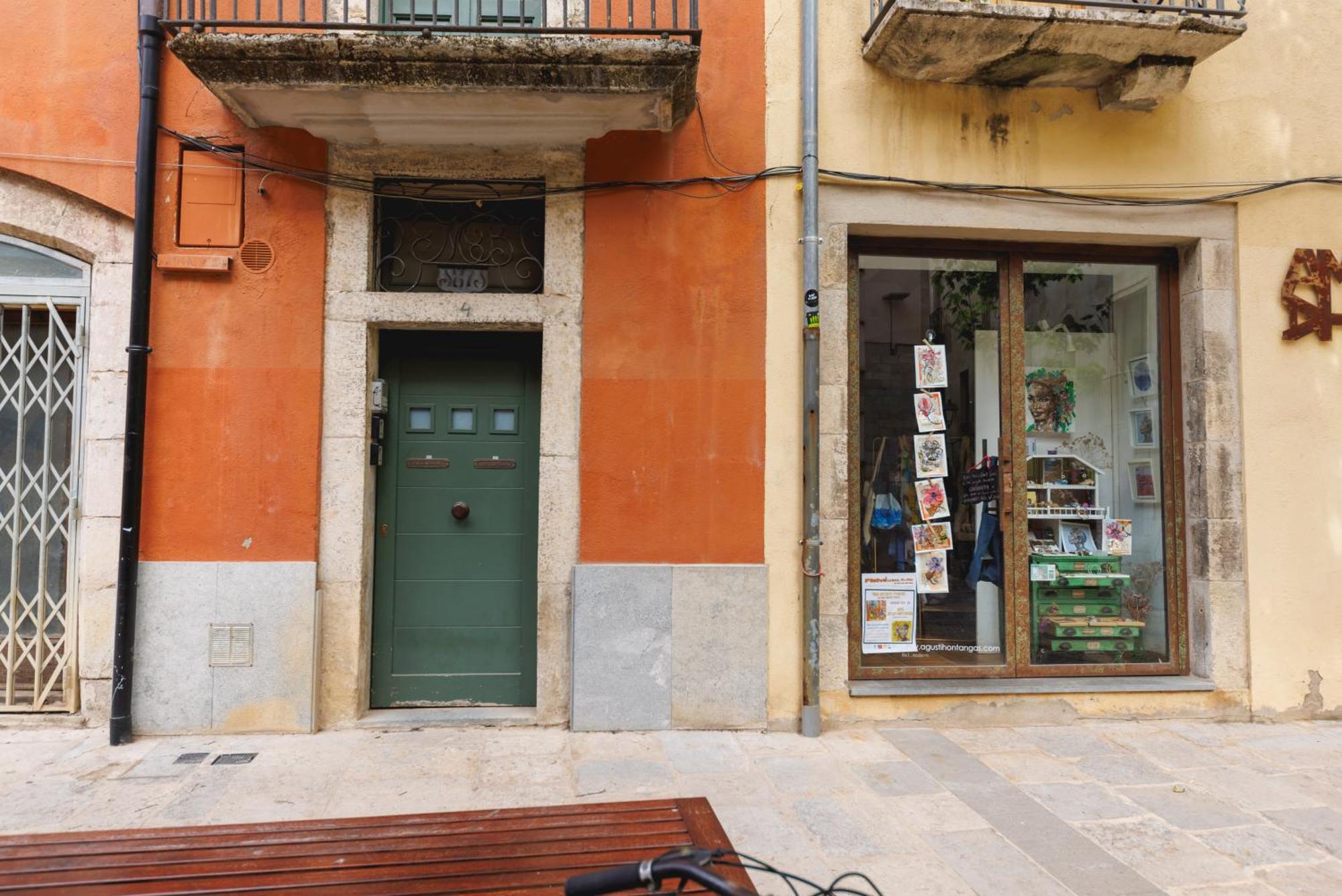 Bravissimo Apartaments Mora 4 Girona Dış mekan fotoğraf