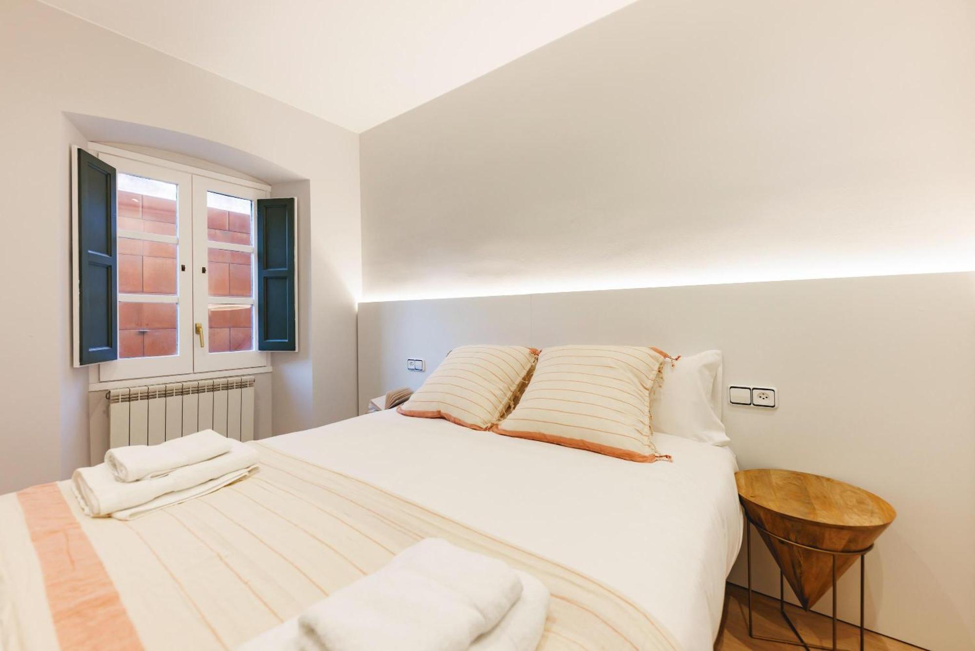Bravissimo Apartaments Mora 4 Girona Dış mekan fotoğraf