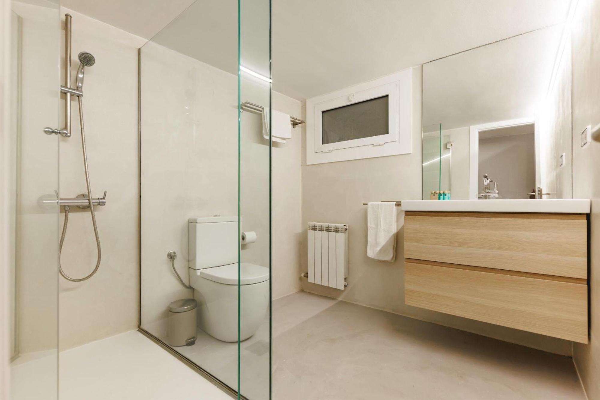 Bravissimo Apartaments Mora 4 Girona Dış mekan fotoğraf