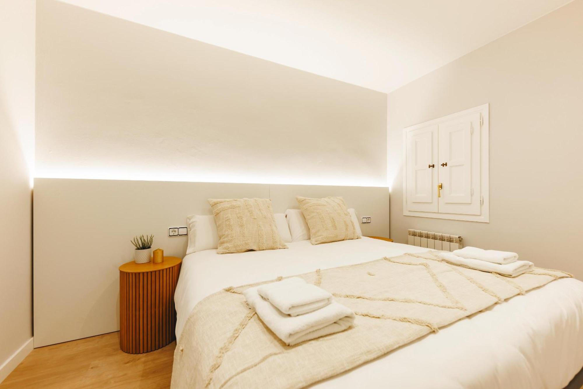 Bravissimo Apartaments Mora 4 Girona Dış mekan fotoğraf